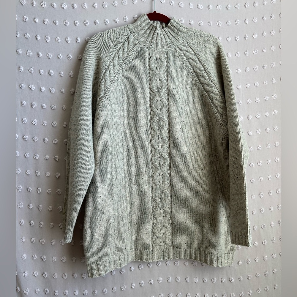 Land’s End Women’s Cable Knit 100%‎ Wool Turtleneck Sweater Sz 14-16 Tan